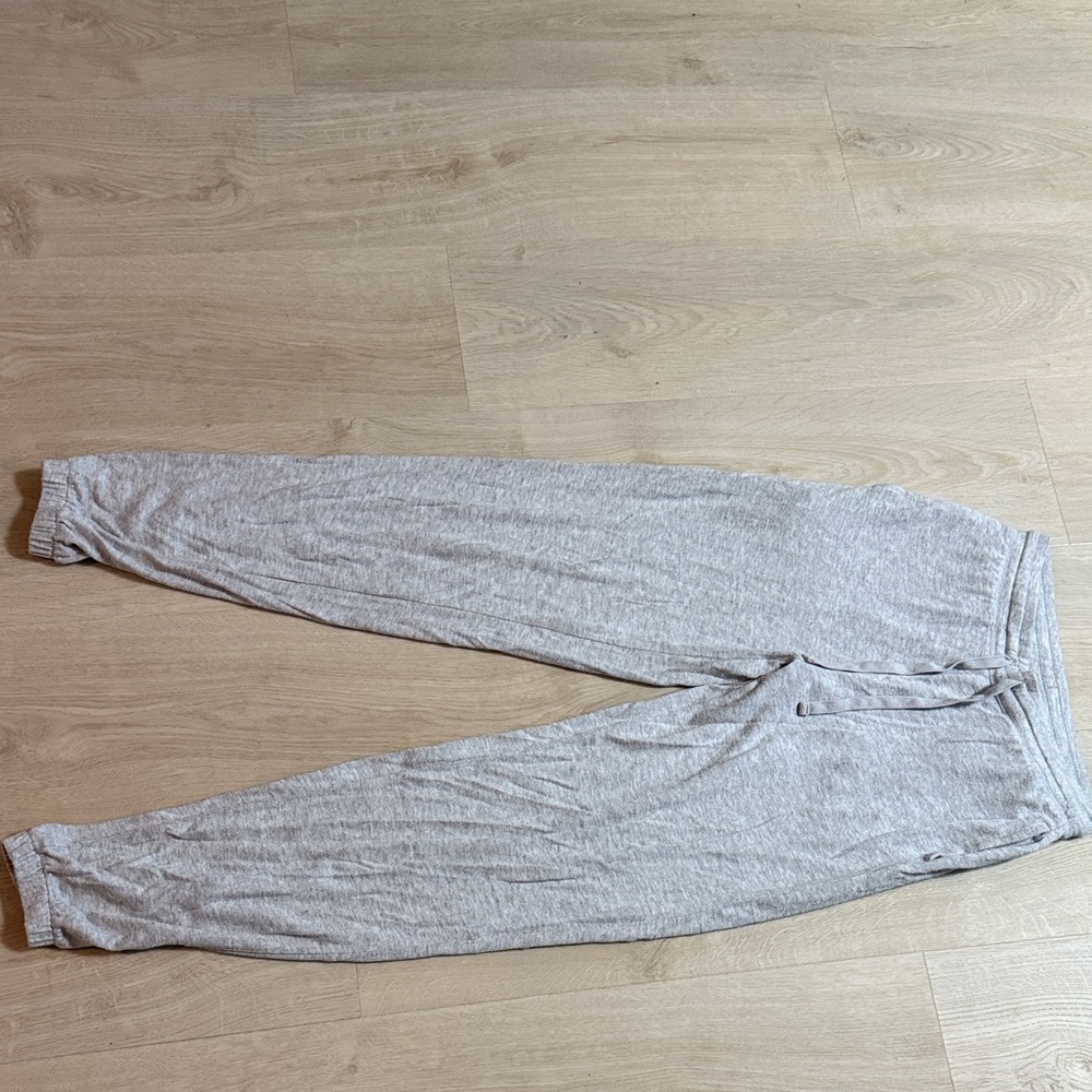 Aeropostale Gray Women's Jogger Pants